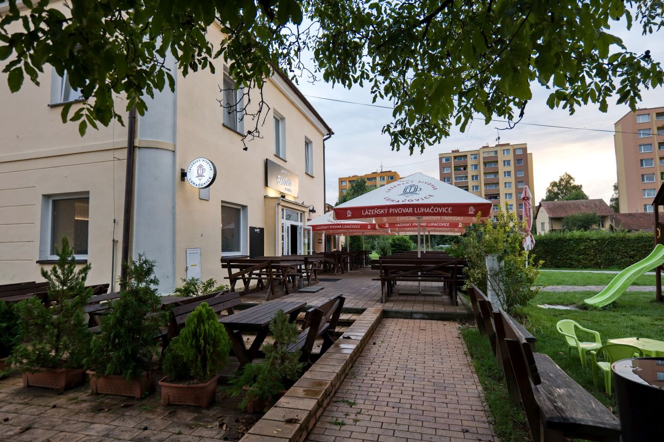 Burger Brothers U Koňa - Luhacovice 01